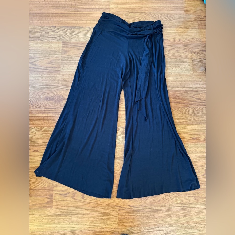 The Limited Medium Black Lounge Pants